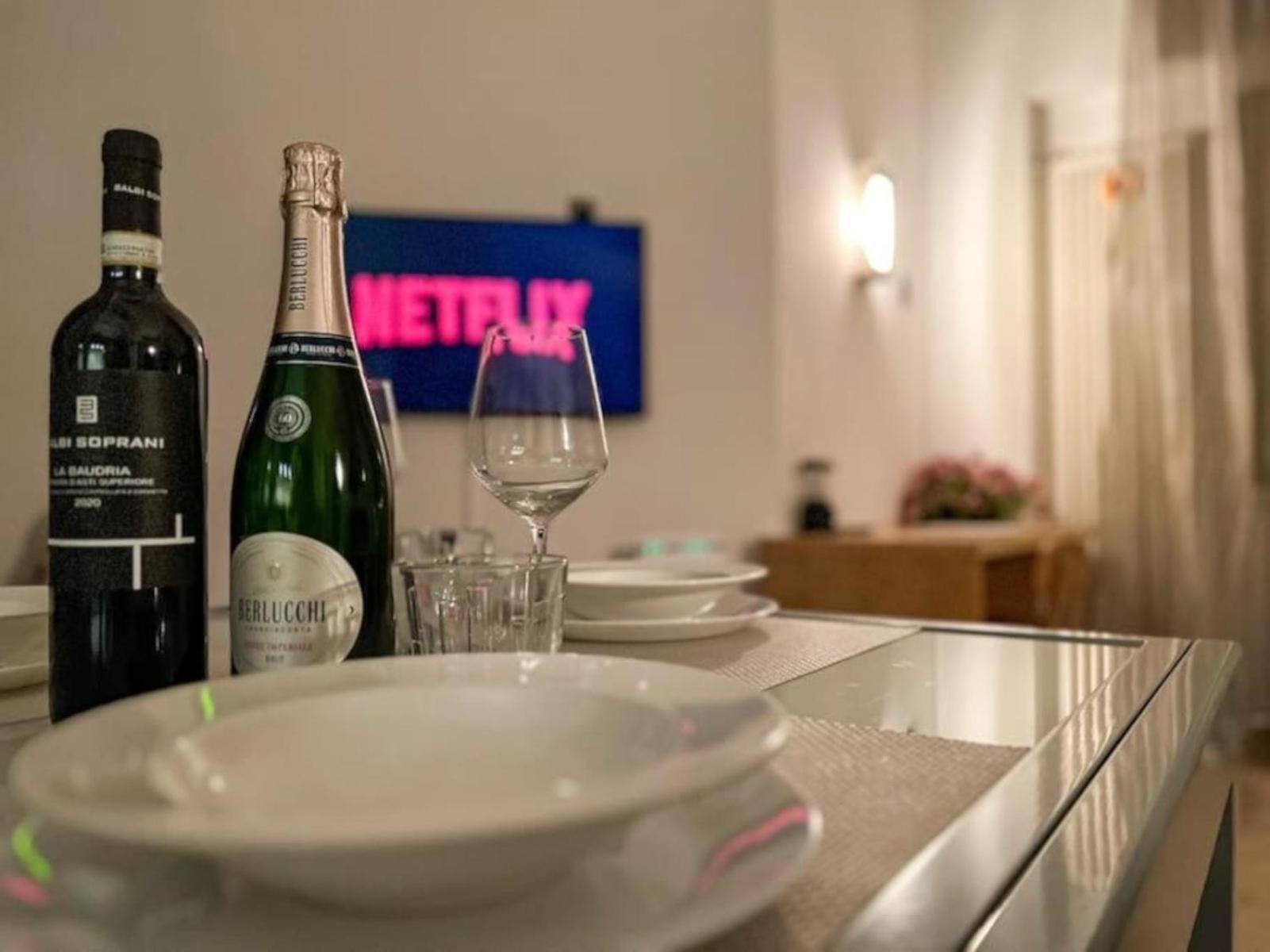 A Due Passi Dal Mare - Free Parking Apartment *